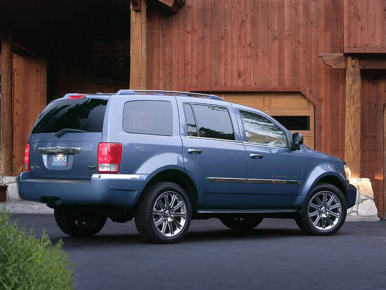 Aspen: duże SUV z fabryk Chryslera