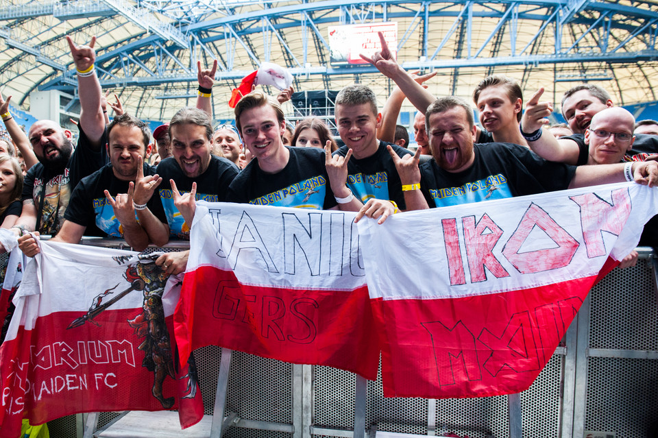 Publiczność na koncercie Iron Maiden w Poznaniu