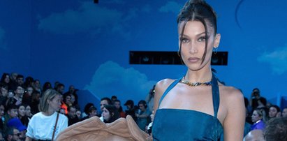 Bella Hadid w Paryżu. Zadała szyku czy zaliczyła wpadkę?