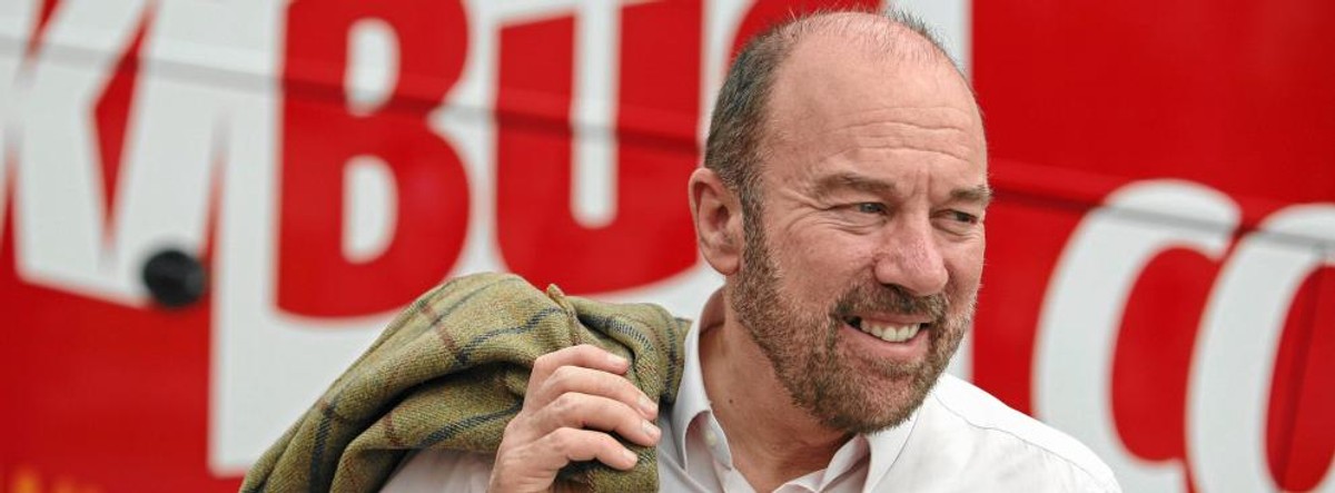 Sir Brian Souter zaczynał w latach 80. jako konduktor