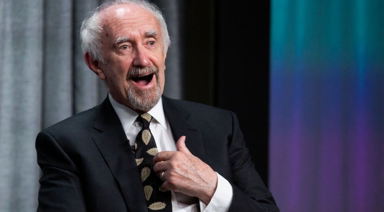 Jonathan Pryce