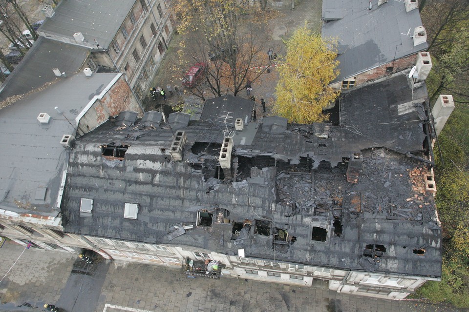 ŁÓDŹ POŻAR W ZABYTKOWEJ KAMIENICY