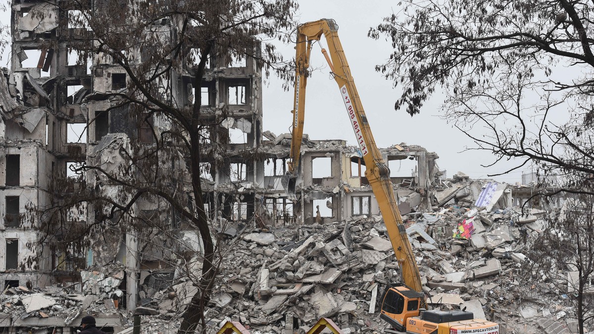 Nadchodzi nowa bitwa o Mariupol. "Fortyfikują miasto"