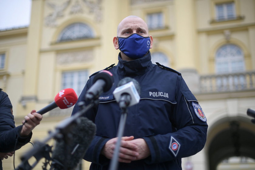 Policja podsumowała piątkowe protesty w Warszawie
