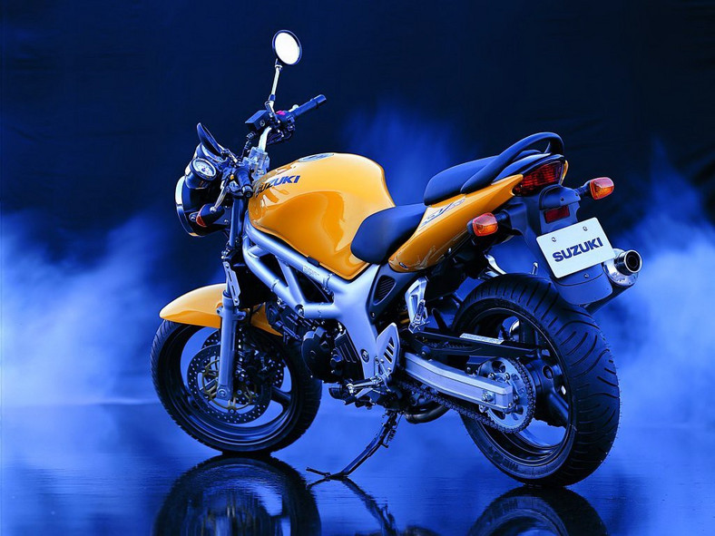 Dwie generacje Suzuki SV 650