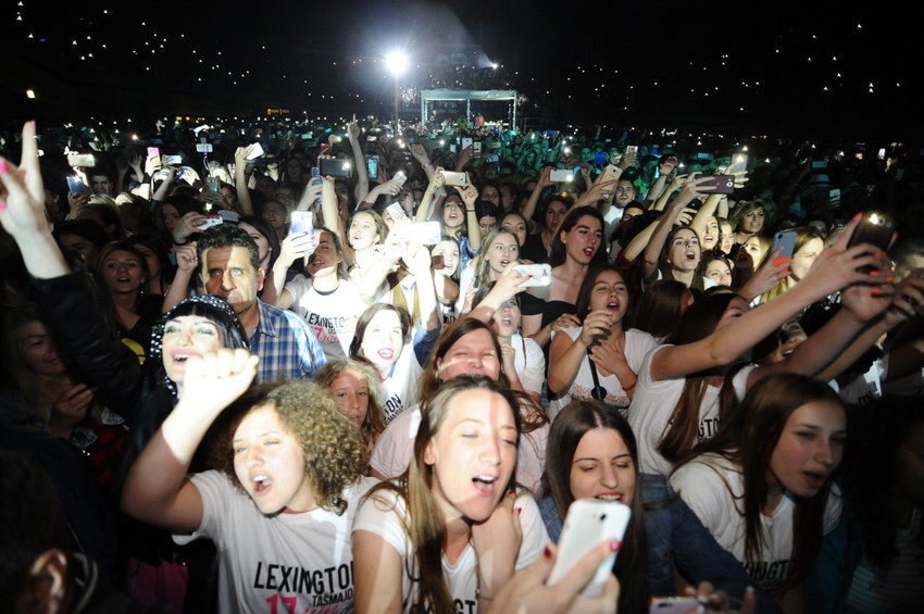 Publika na koncertu Lexington  benda