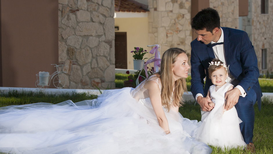 Dzieci na ślubie i weselu rodziców