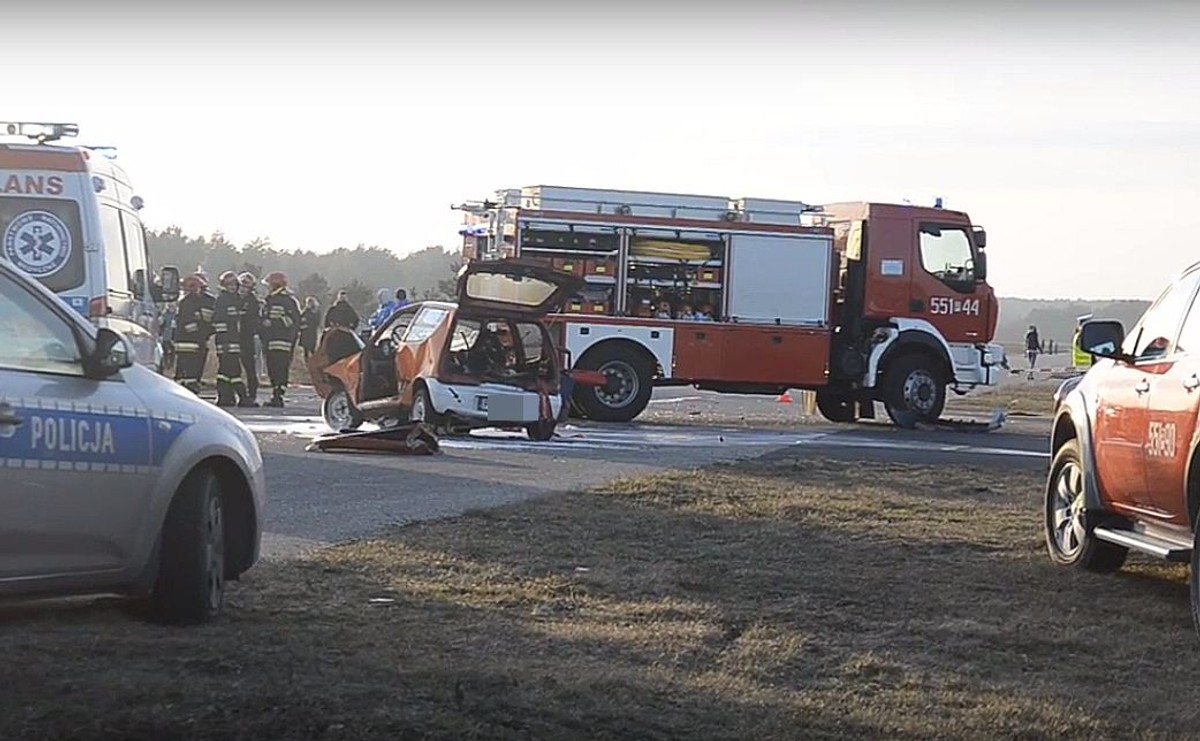 Dramat w Pile. Po wypadku w najcięższym stanie niemowlę. Kierowca po wpływem narkotyków. WIDEO