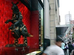 Luksusowe zoo od Louis Vuitton. Dla miłośników zwierząt czy ofiar mody?