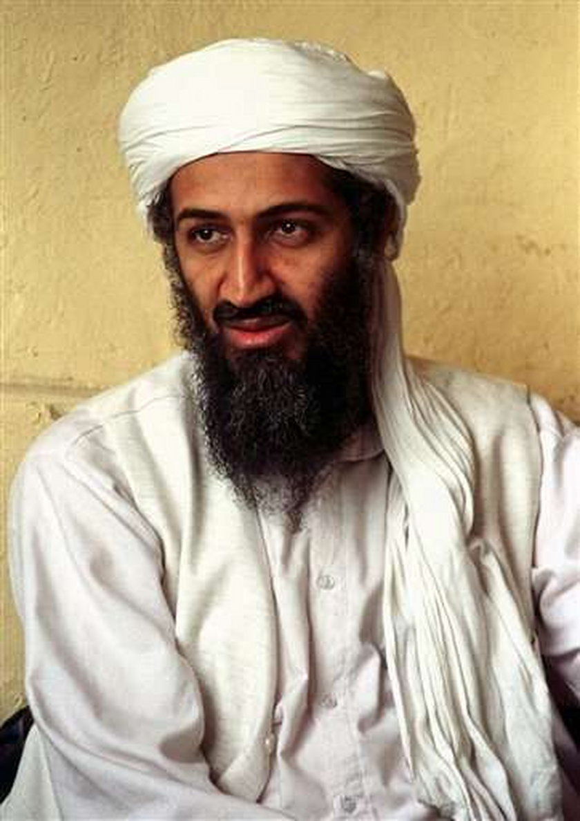 Zwłoki Bin Ladena wyrzucili do...