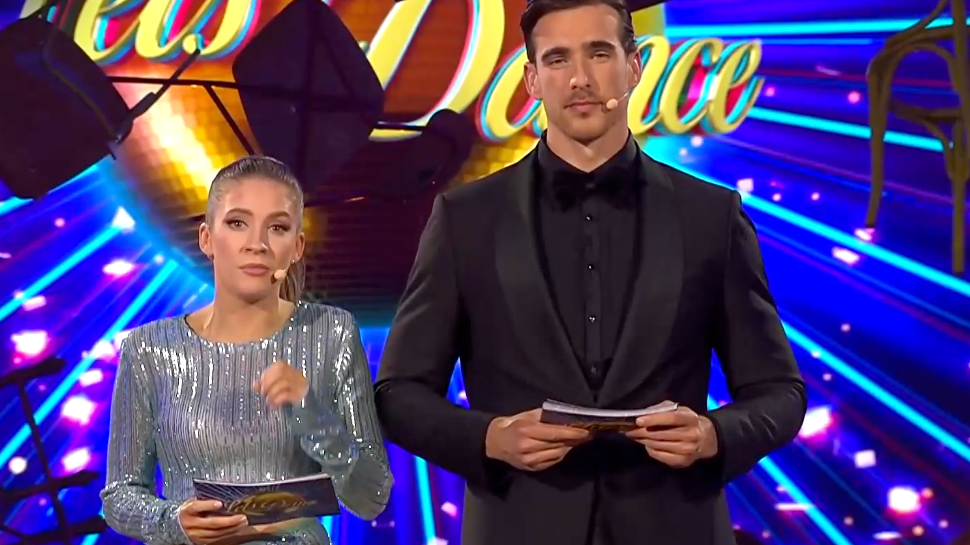 Moderátori Let's Dance Jana Kovalčiková a Adam Bardy. 