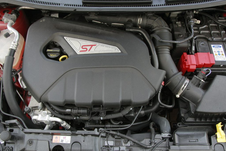 Ford Fiesta ST - silnik