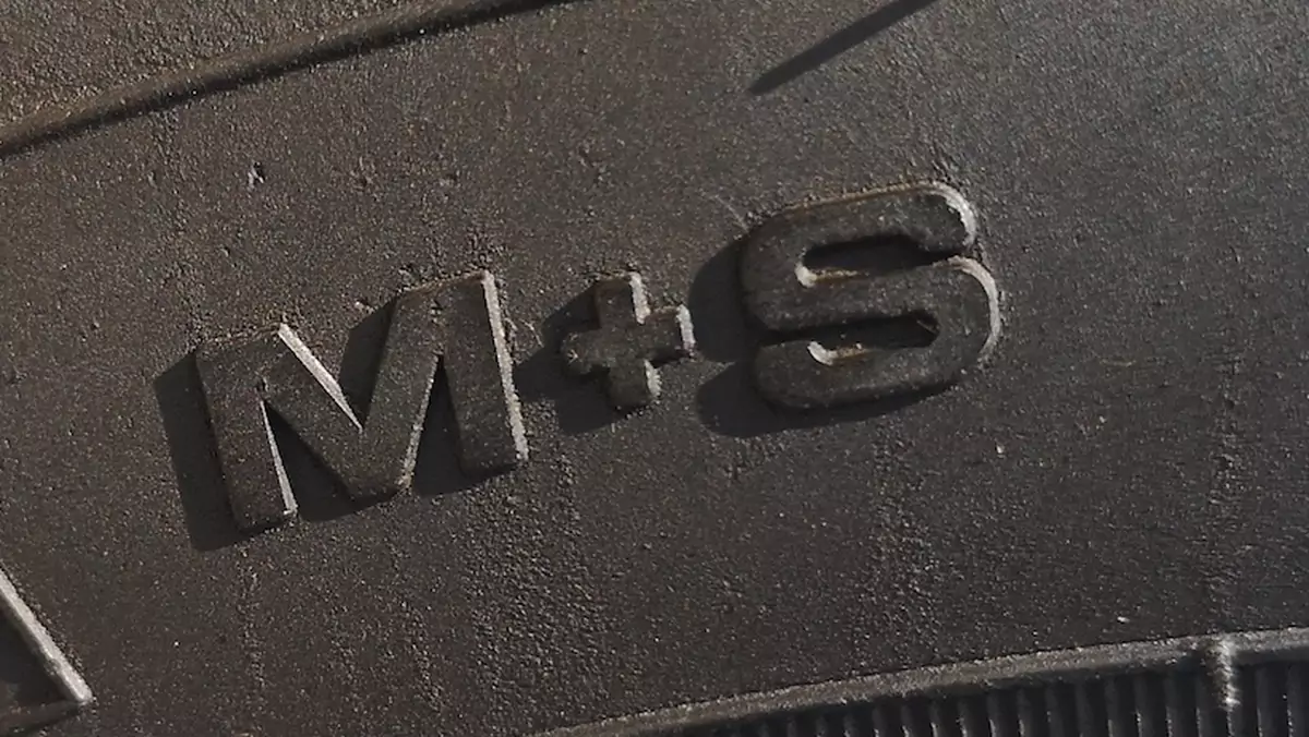Opona z oznakowaniem M+S