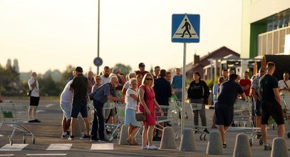 Już wszystko jasne. Znany sklep obniża ceny 500 rzeczy