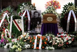 W Warszawie pożegnano byłego selekcjonera reprezentacji Polski Janusza Wójcika