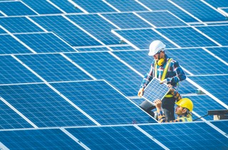 Elastyczność wejdzie na rynek. To pomoże w okresach 'suszy OZE' i 'klęski urodzaju'