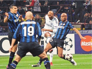 Jeśli Inter Mediolan odpadnie z Ligi Mistrzów, włoska liga może stracić 35 mln euro