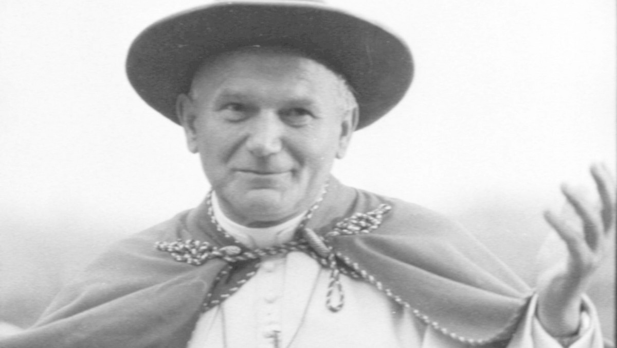 Jan Paweł II podczas pierwszej pielgrzymki do Polski w 1979 r.