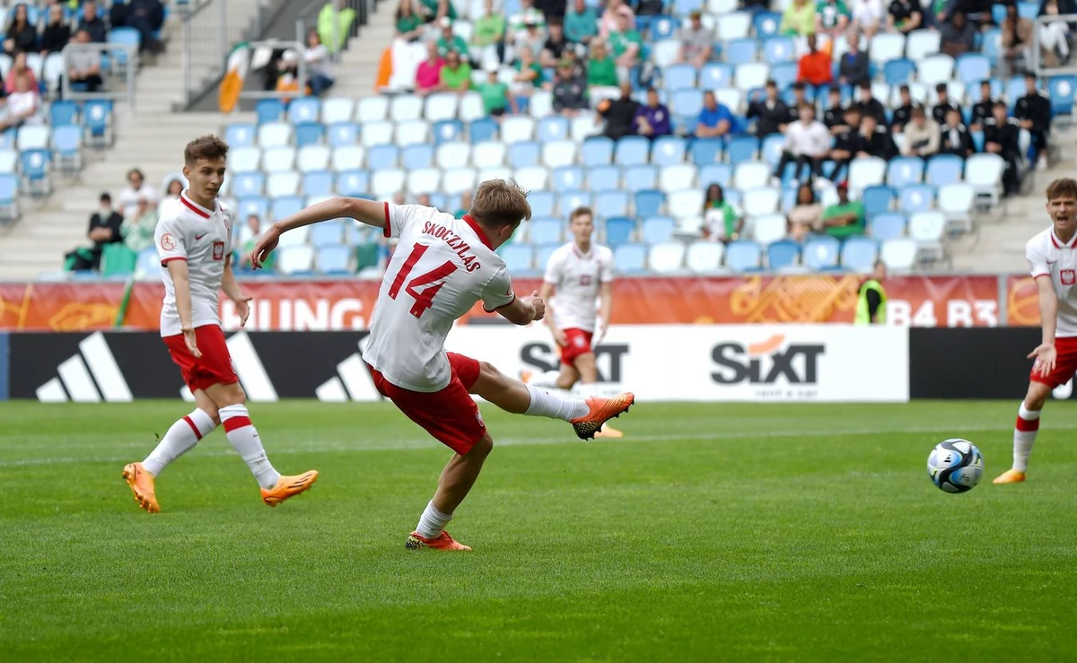 Un periódico español elogia al futbolista polaco.  «Está jugando un juego muy fuerte…»