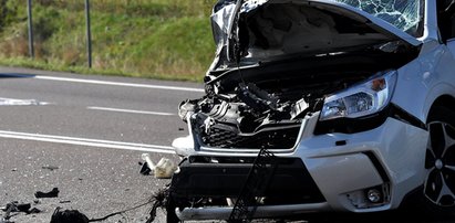 Bus zjechał z pasa. Siedem osób rannych po zderzeniu