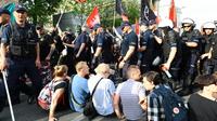 Marsz nacjonalistów w Warszawie. Interweniowała policja
