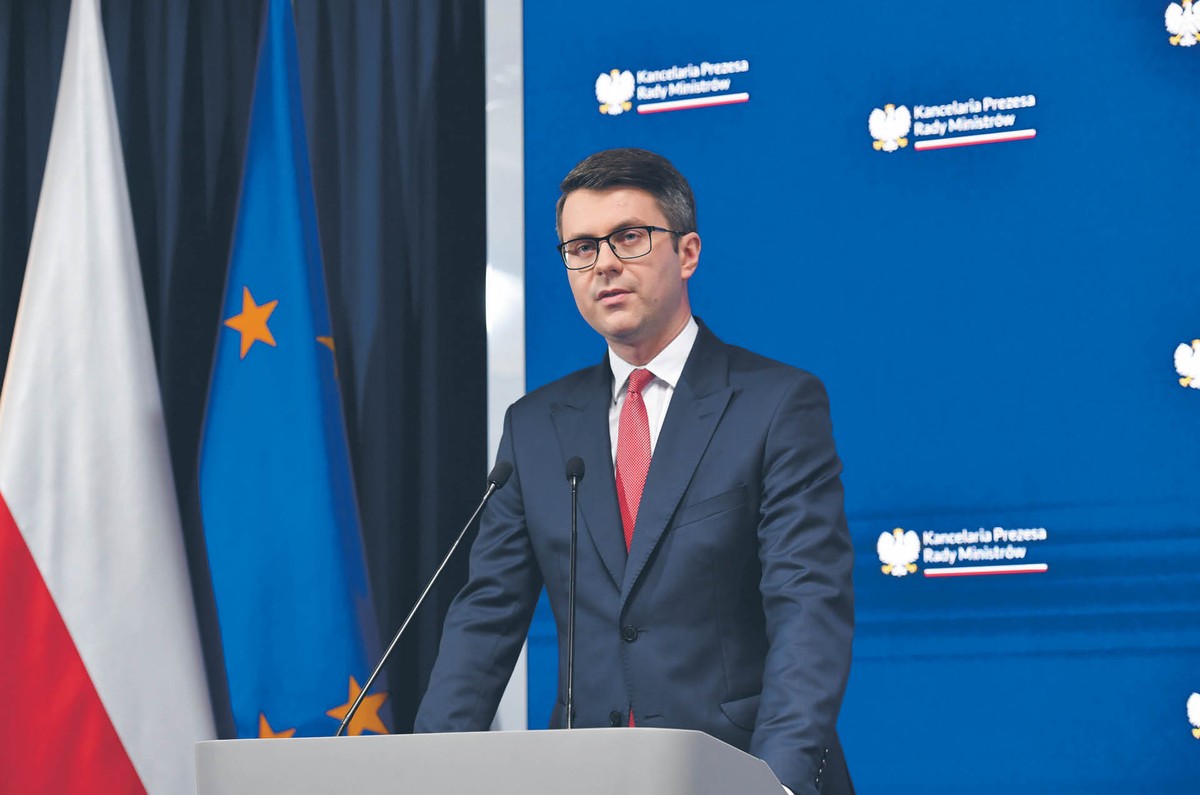 – Nie ma żadnego postępowania ws. wstrzymania wypłat dla Polski – mówił Piotr Müller, rzecznik rządu