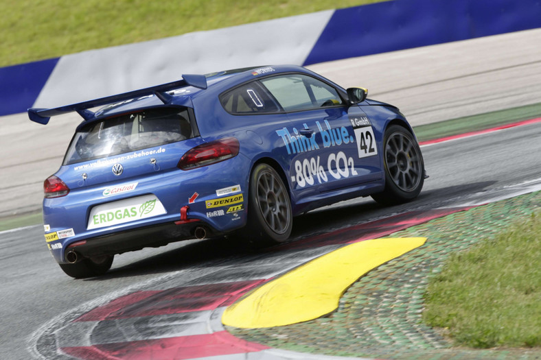 Adam Gładysz ponownie na podium w Scirocco R-Cup