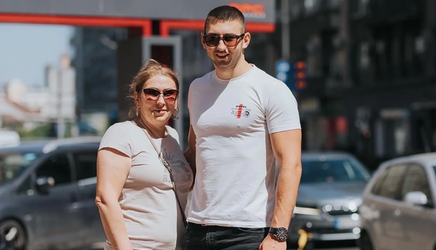 Stefan Savić sa majkom