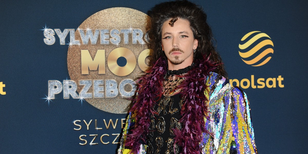 Michał Szpak dał czadu na sylwestrze Polsatu. Wystąpił jako Violetta Villas!