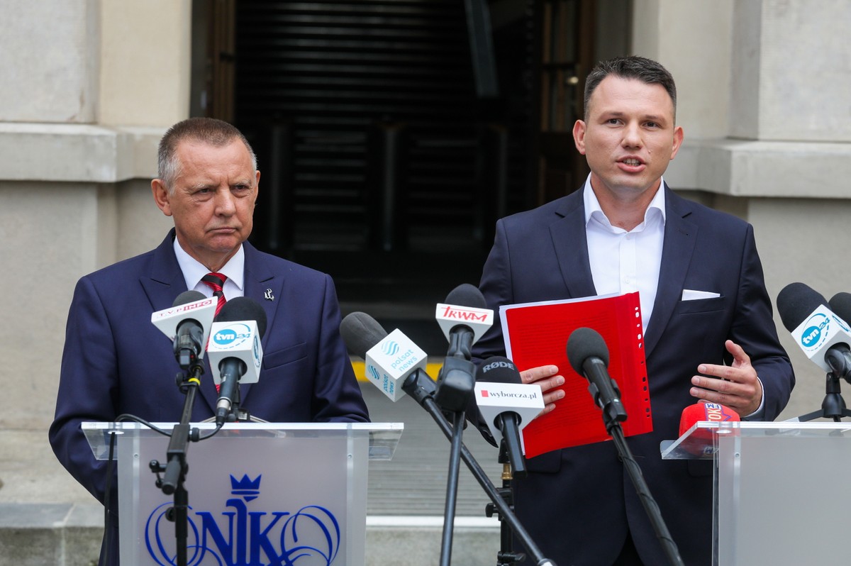 Marian Banaś, Sławomir Mentzen