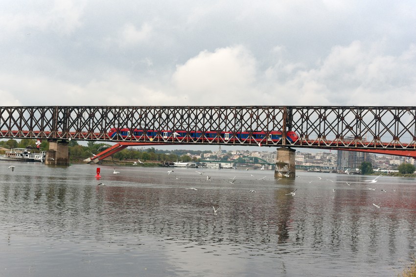 Vozovi preko mosta još neku godinu