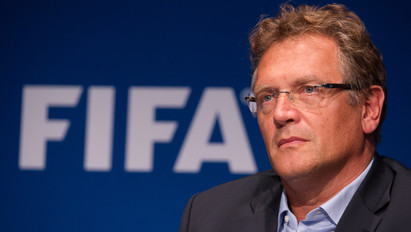 Kirúgta a FIFA a korábbi főtitkárát