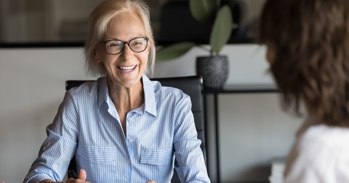 Doliczanie stażu pracy. Jak wpłynie na nagrodę jubileuszową?
