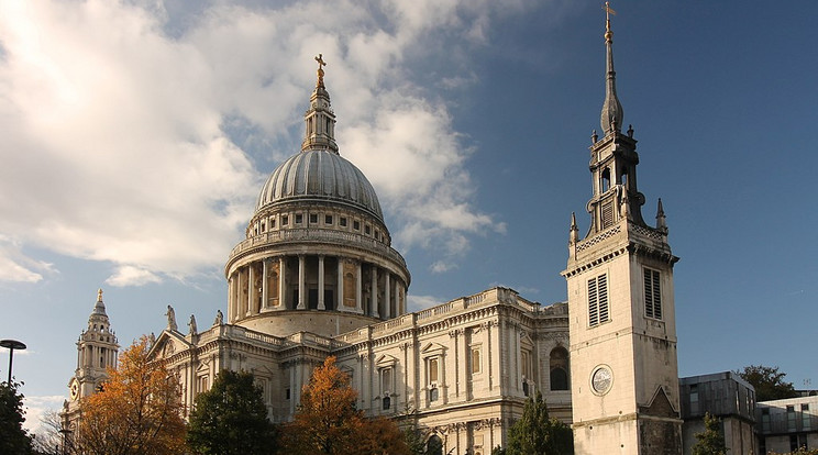 A Szent Pál székesegyház London anglikán püspökének székhelye, a brit főváros egyik legismertebb nevezetessége. /Fotó: Wikipédia 