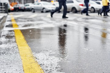Ónos eső miatt 9 vármegyére adtak ki másodfokú riasztást keddre