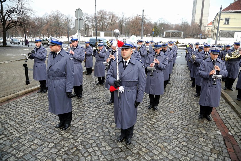 Policjanci dostali nowe radiowozy