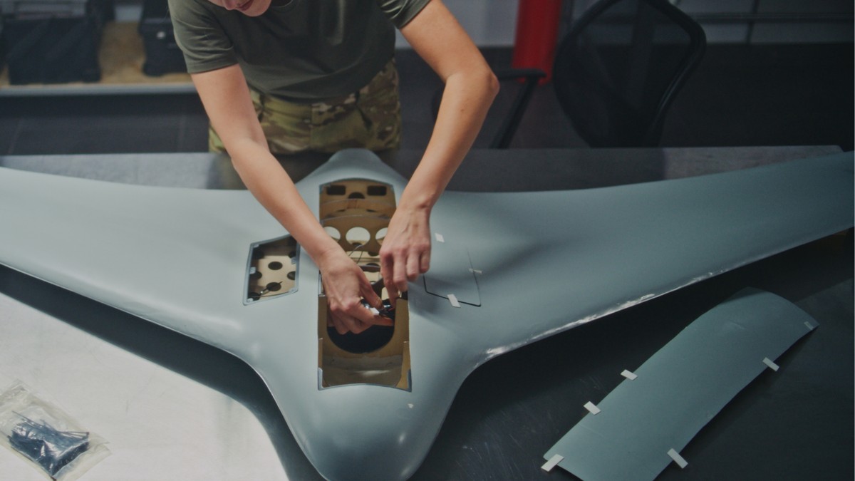 Znany producent aut wesprze Ukrainę. Ruszy z produkcją dronów