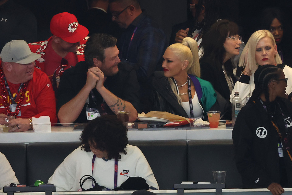 Blake Shelton i Gwen Stefani na Super Bowl 2024