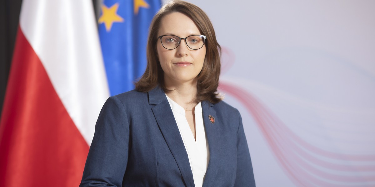 Minister finansów Magdalena Rzeczkowska. Wprowadzała wakacje kredytowe, ale sama nie może z nich skorzystać.