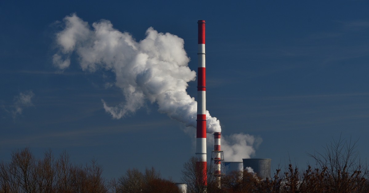 Transformacja energetyczna w Polsce przyspiesza. Rok 2025 jako punkt zwrotny dla inwestycji niskoemisyjnych