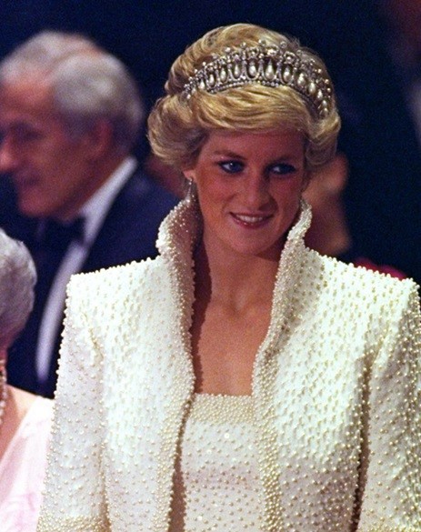 Princezná Diana († 36).