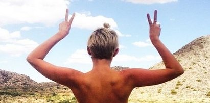 Miley Cyrus topless na Instagramie