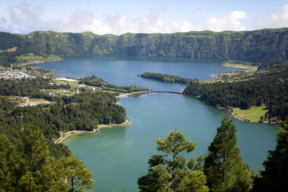 Azory - Lagoa das Sete Cidades (Jezioro Siedmiu Miast), wyspa Sao Miguel