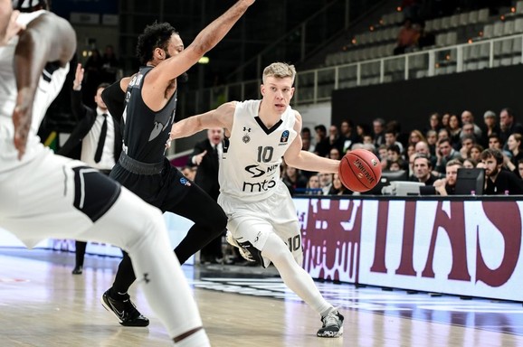 KK Partizan, KK Trento