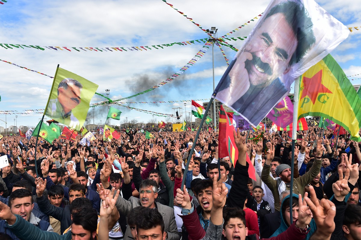 Diyarbakir, Kurdowie świętują Nouroz, tradycyjne irańskie święto nowego roku, obchodzone w dniu równonocy wiosennej