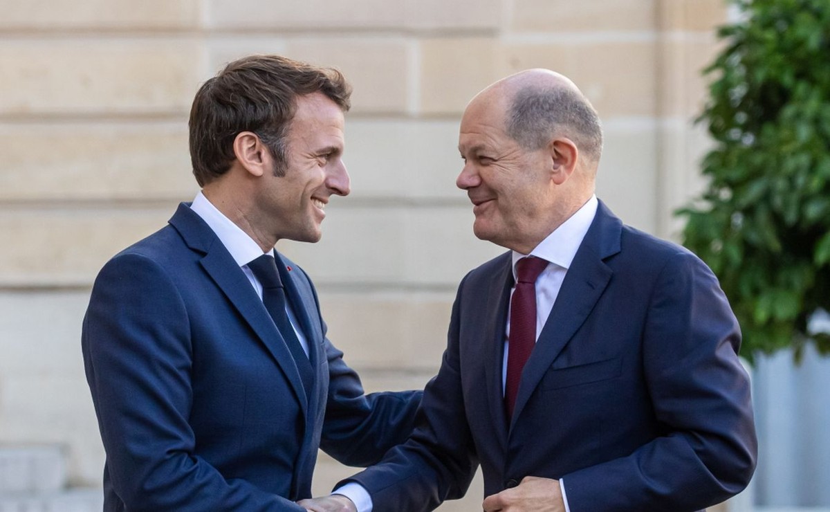 Emmanuel Macron, Olaf Scholz