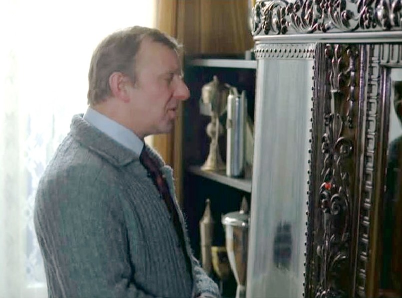 Wacław Jarząbek, trener II klasy w klubie sportowym Tęcza quot;Miś quot;