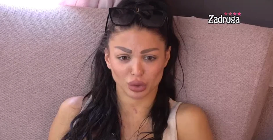 Maji Marinković pukao silikon u zadnjicu: Milan Milošević u programu uživo skočio da pomogne