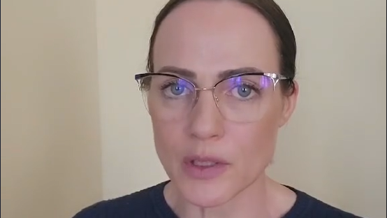 Bývalá moderátorka Adriana Kneissl. 