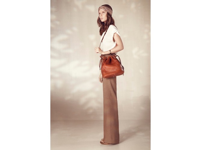 Bądź piękna w czerwcu - letnia elegancja od Massimo Dutti.